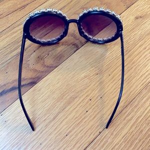 ✨ Disco glam sunnies ✨